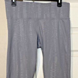 Adidas Climalite mid-rise Capri Leggings - Light Gray - Large